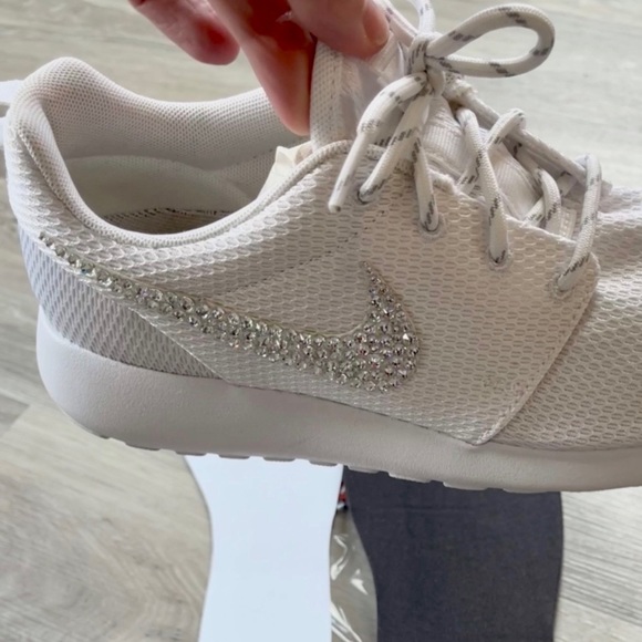 Bedazzled Crystal Nike Roshe Running Shoes - Picture 4 of 10